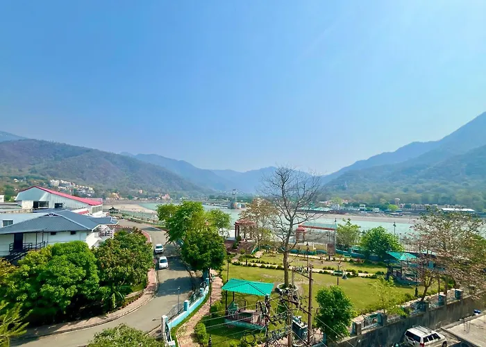Laxmi Lodge Rishikesh